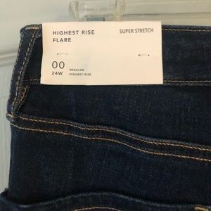 NWT 00 High Rise Flare Jeans